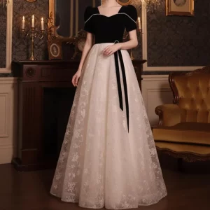 Formal Black Velvet Prom Dress,Floral Lace Applique Graduation Dresses,